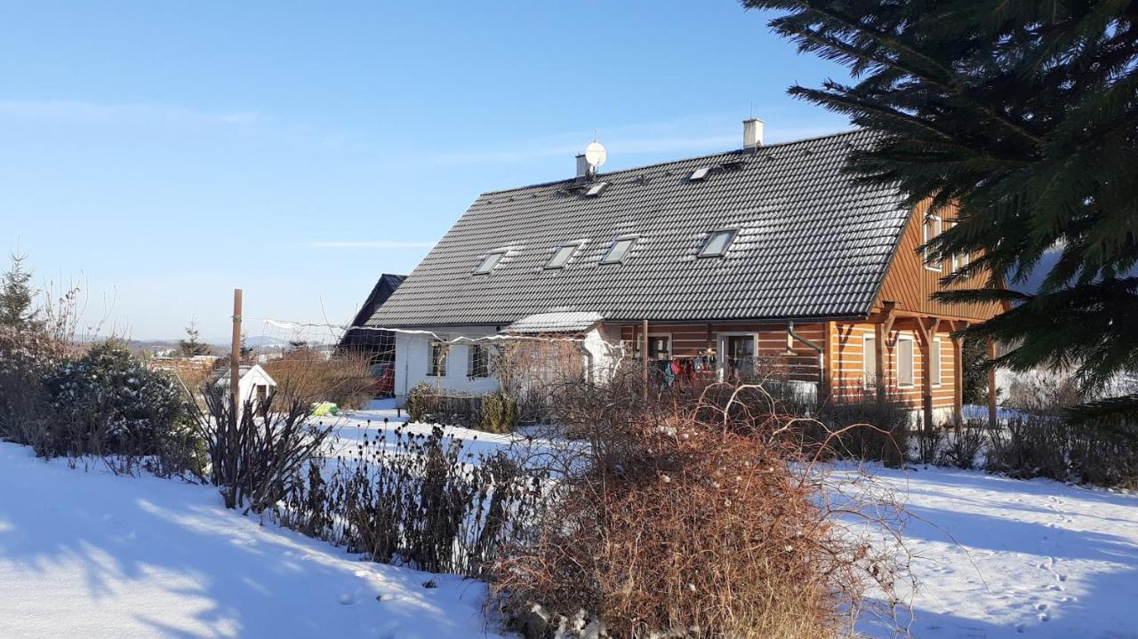 Apartman V Chaloupce Na Vrsku Bernsdorf Exterior foto