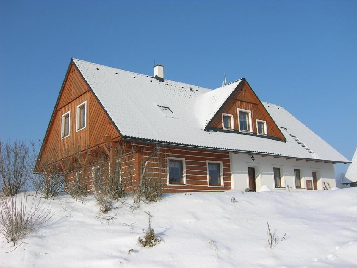 Apartman V Chaloupce Na Vrsku Bernsdorf Exterior foto
